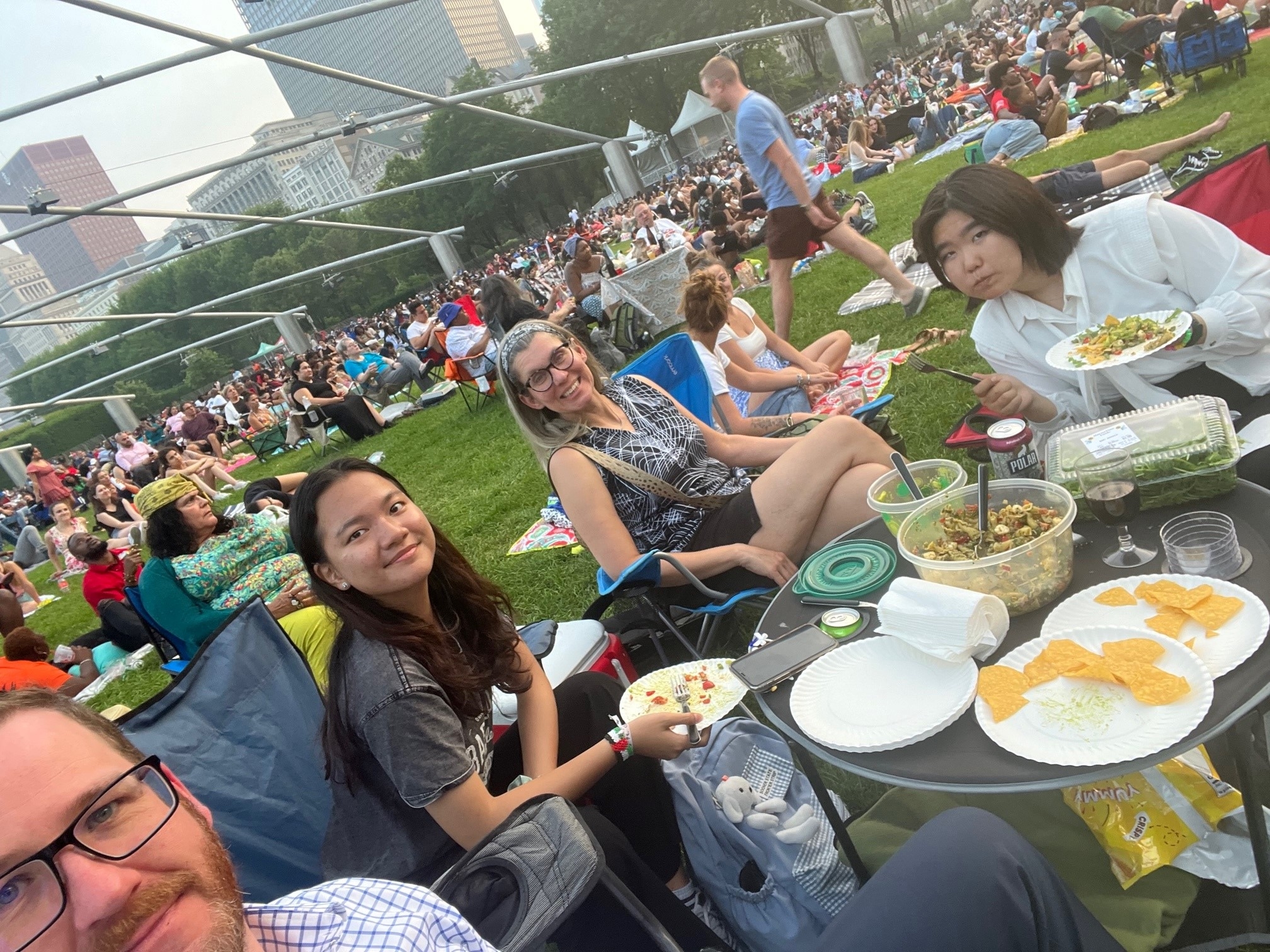Homestay fun at Chicago’s Millenium Park